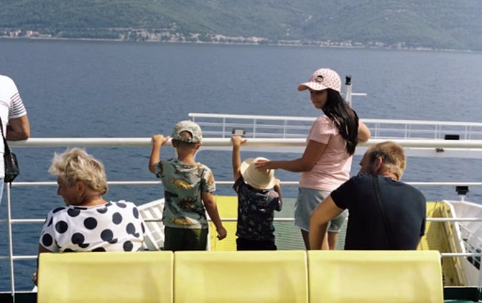 Article Image for Family Travel Experiences on Boats
